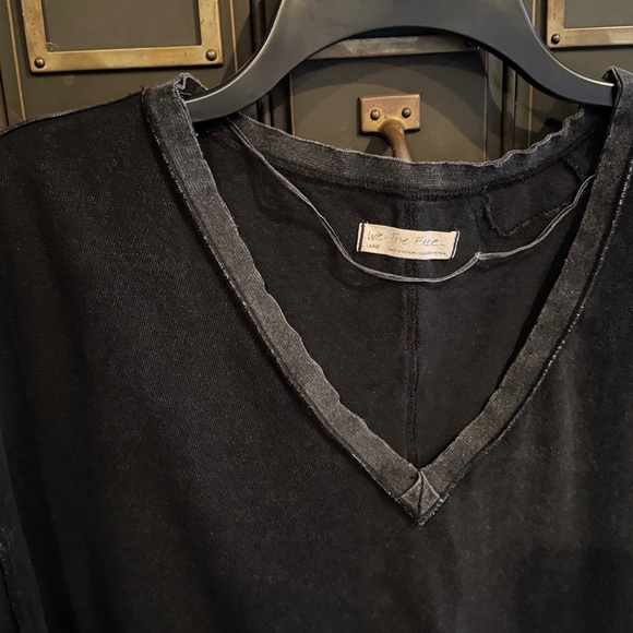 Free People Top. - Picture 2 of 6